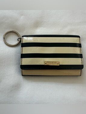 Kate Spade Kiera Chelsea Park Black Cream Striped Patent Wallet with Key Ring